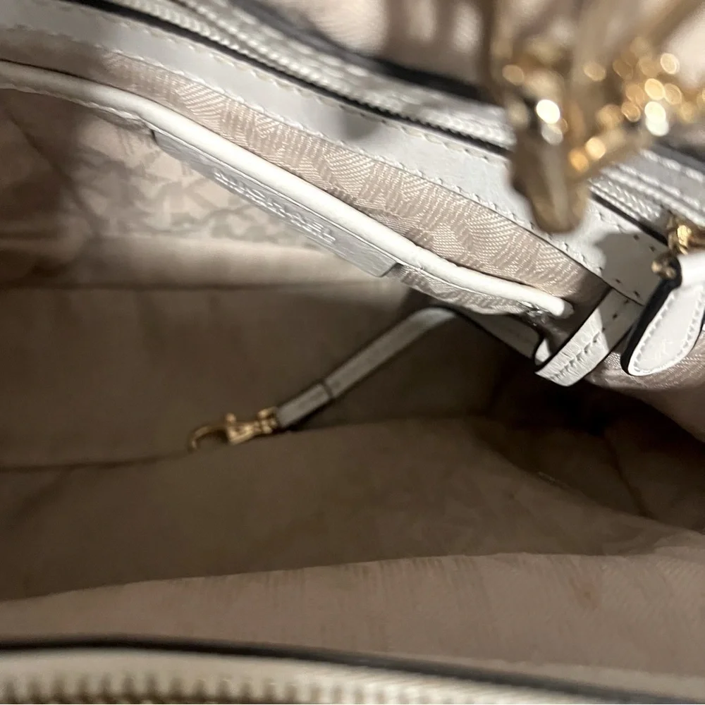 Michael Kors Straw Rosalie Tote EUC Handbag with White Leather Straps and Gold